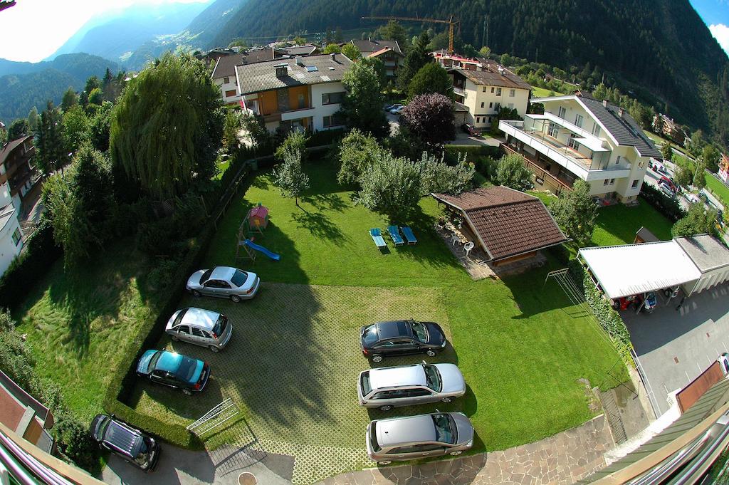 Hotel Garni Jennewein Mayrhofen Exteriér fotografie