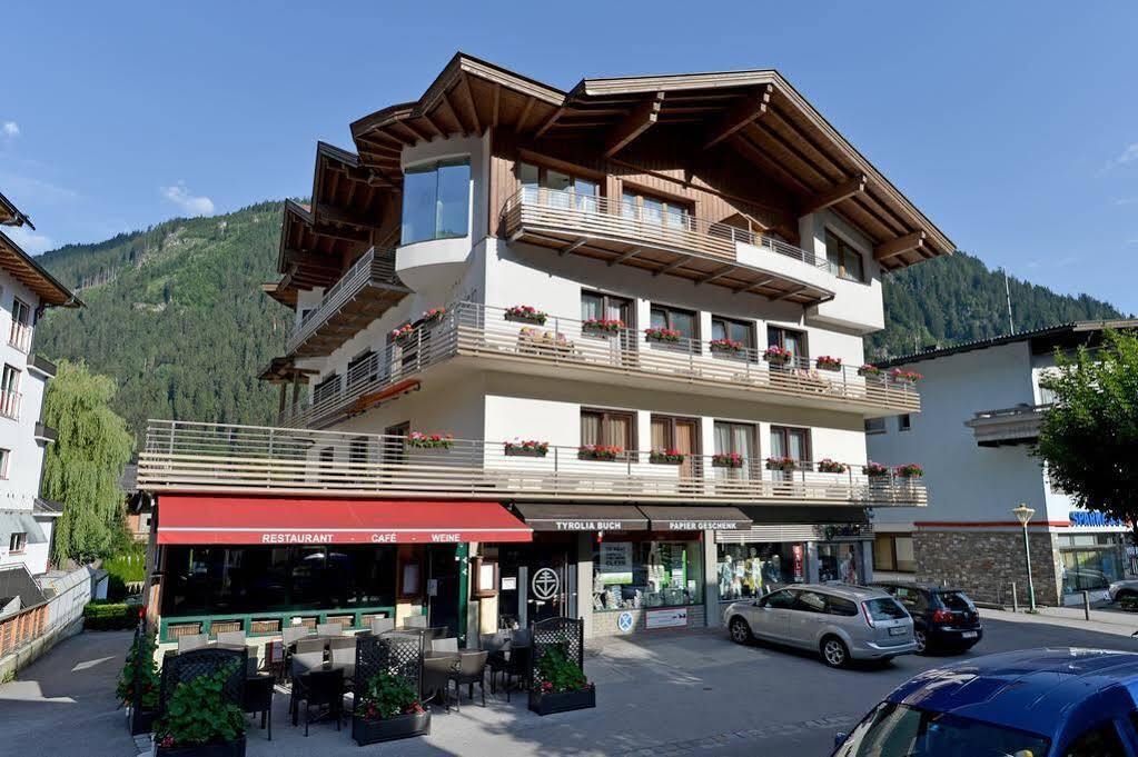 Hotel Garni Jennewein Mayrhofen Exteriér fotografie